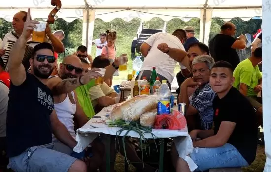 &quot;Tambura u srcu Deronja&quot; uz Dejana Matića oduševila posetioce