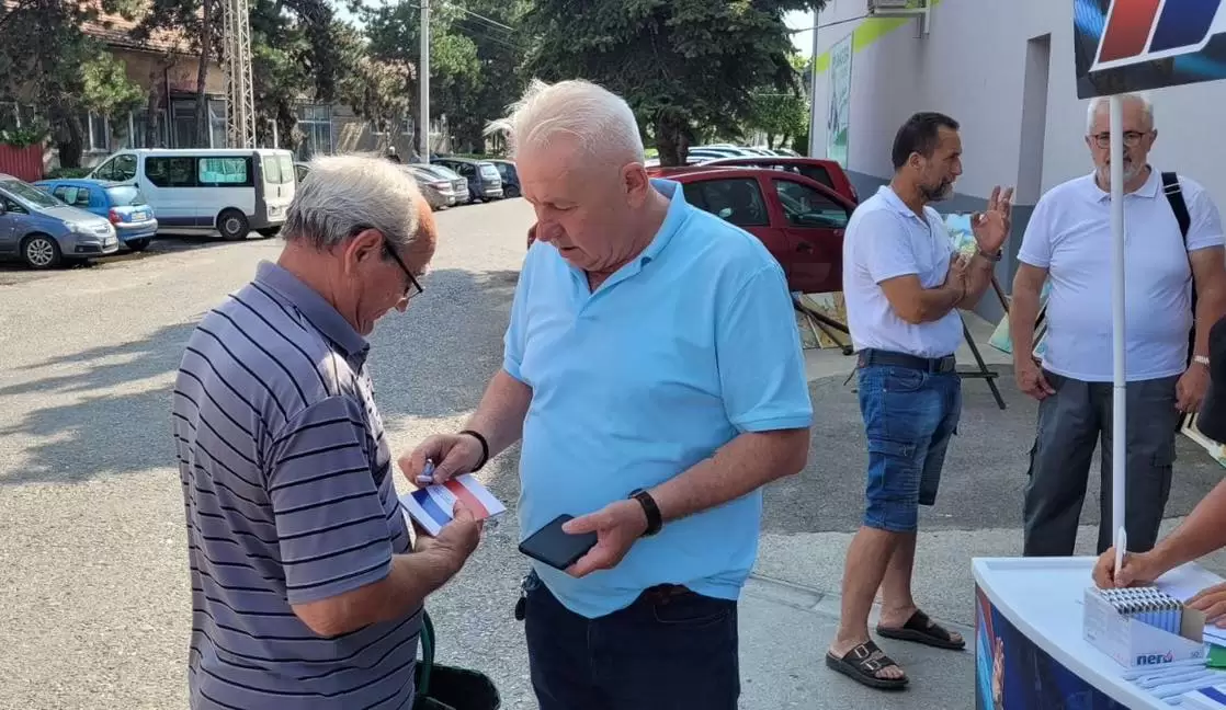 Nastavljena realizacija info štandova 5