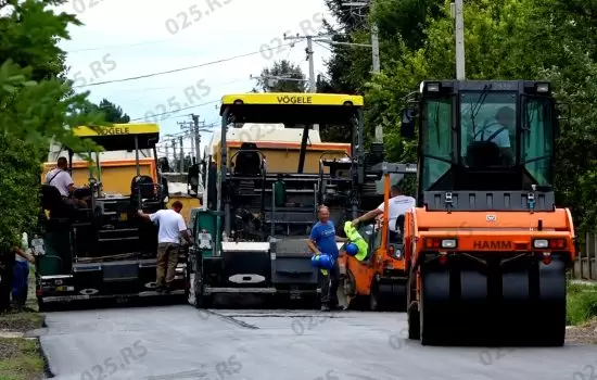  U toku završni radovi na asfaltiranju Apatinskog puta u Prigrevici 3
