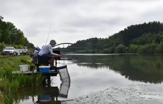 Održano takmičenje u ribolovu na stazi u Karavukovu