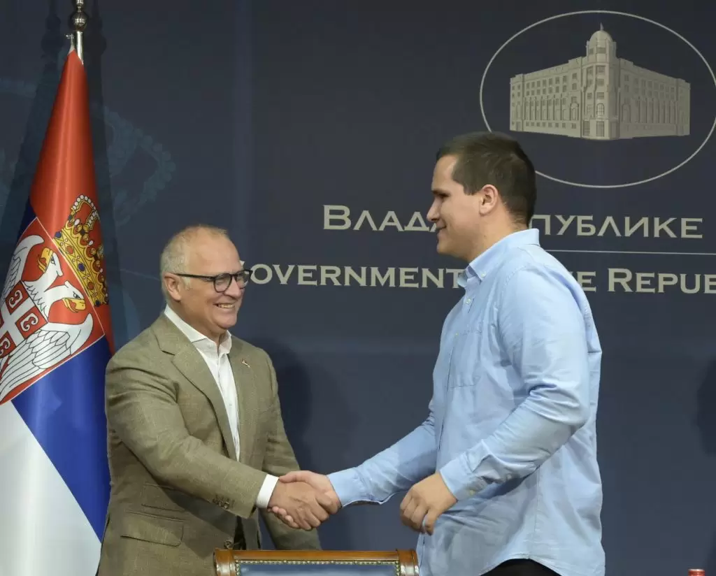 Vesić i studenti