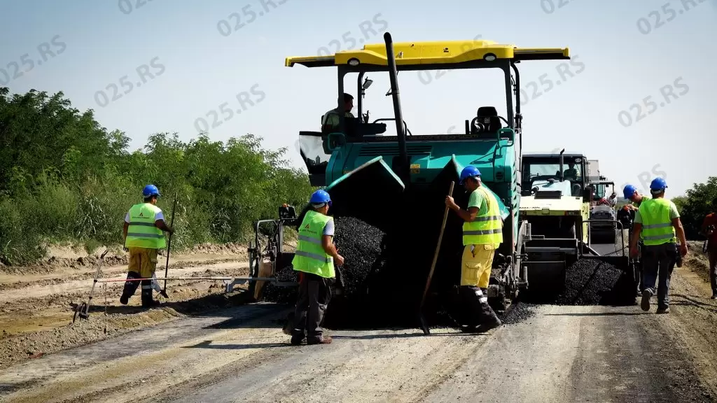 Radovi na trećoj fazi izgradnje puta Stapar-Sivac teku planiranom dinamikom 4
