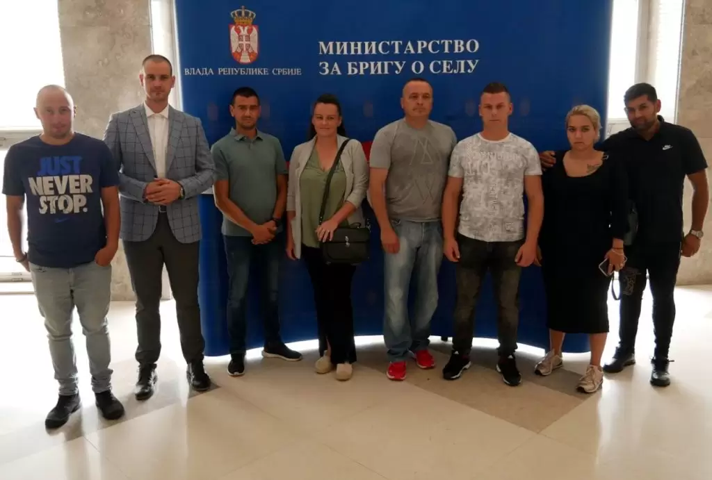 Ugovori za kuće na selu - Apatin