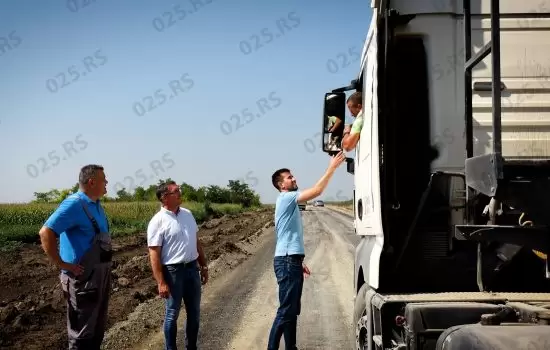 Radovi na trećoj fazi izgradnje puta Stapar-Sivac teku planiranom dinamikom 