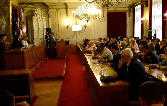 Usvojeni izveštaji o radu Javnih komunalnih preduzeća sa teritorije Grada 3