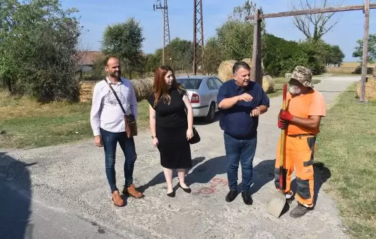 Predsednik opštine sa saradnicima obišao radove na 4 gradilišta 2