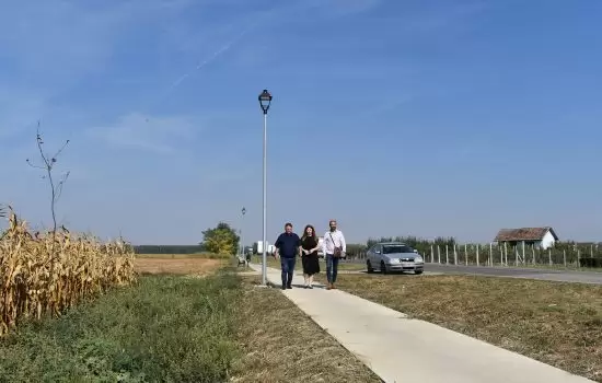 Predsednik opštine sa saradnicima obišao radove na 4 gradilišta 10