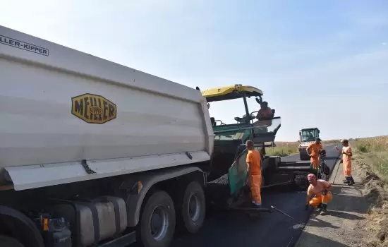 Predsednik opštine sa saradnicima obišao radove na 4 gradilišta 1