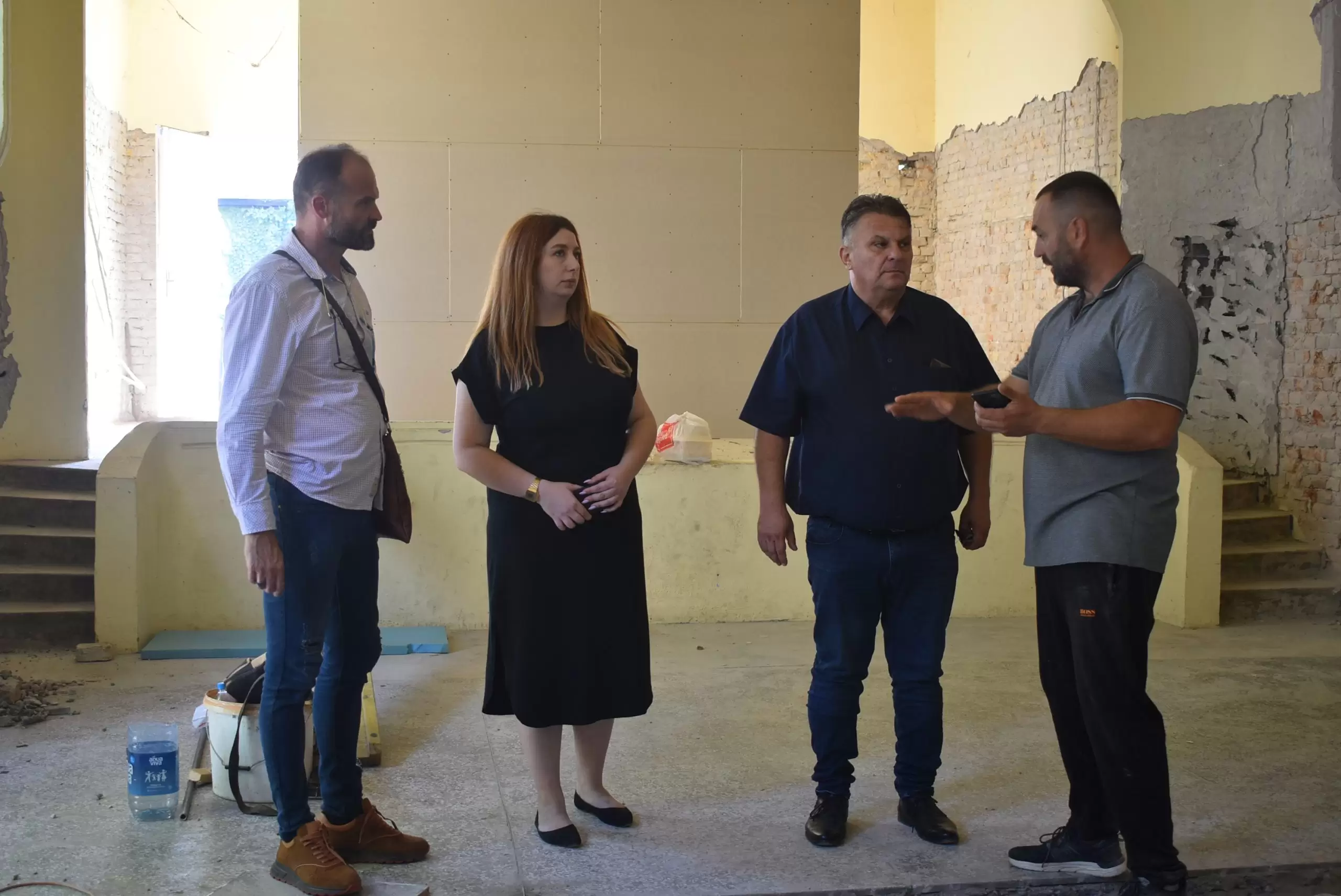 Predsednik opštine sa saradnicima obišao radove na 4 gradilišta 3