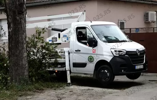  Nova kamionska korpa sa platformom za JKP „Zelenilo“ Sombor 