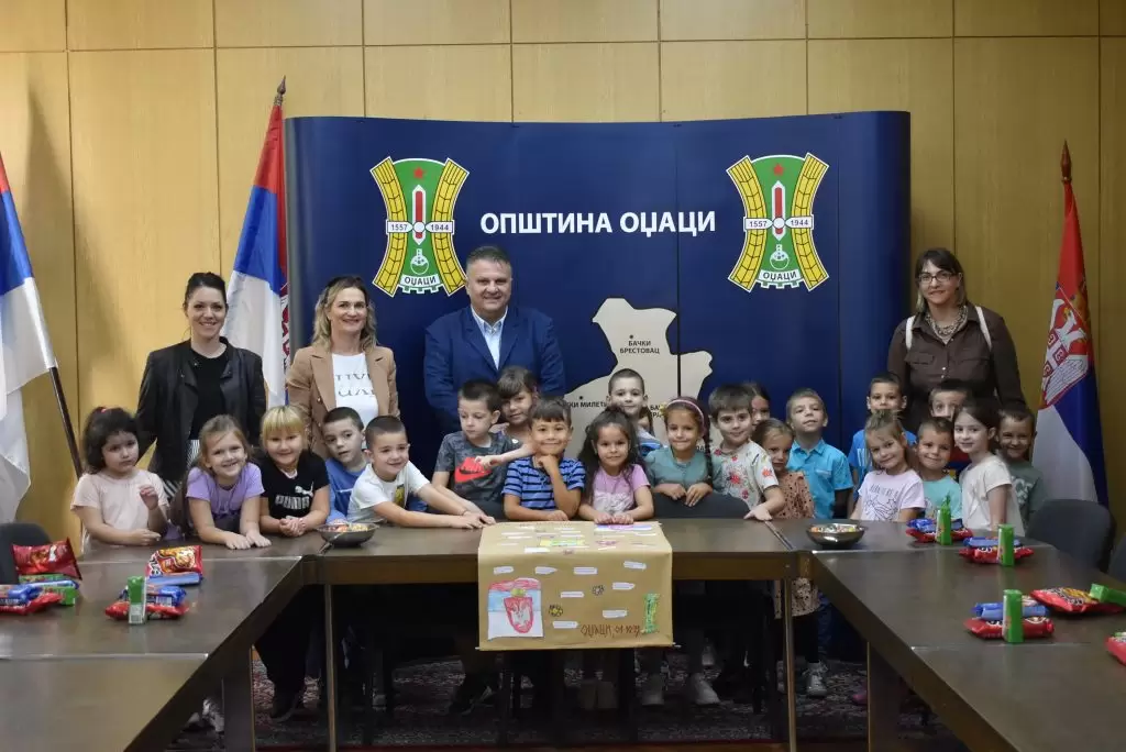 Odžaci: Predškolci na prijemu kod predsednika opštine 4
