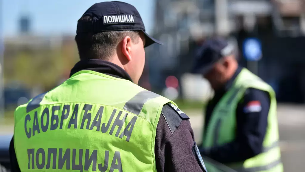 Policija