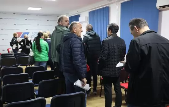 U toku prikupljanje potpisa za listu „ALEKSANDAR VUČIĆ-Vojvodina ne sme da stane“