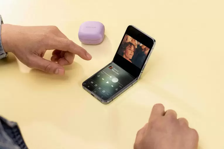 Telefon