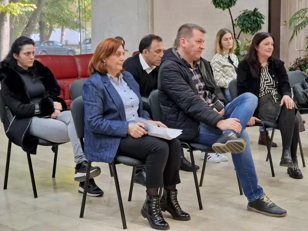 (FOTO) Potpisan Ugovor o zameni javne rasvete na teritoriji opštine Kula 2