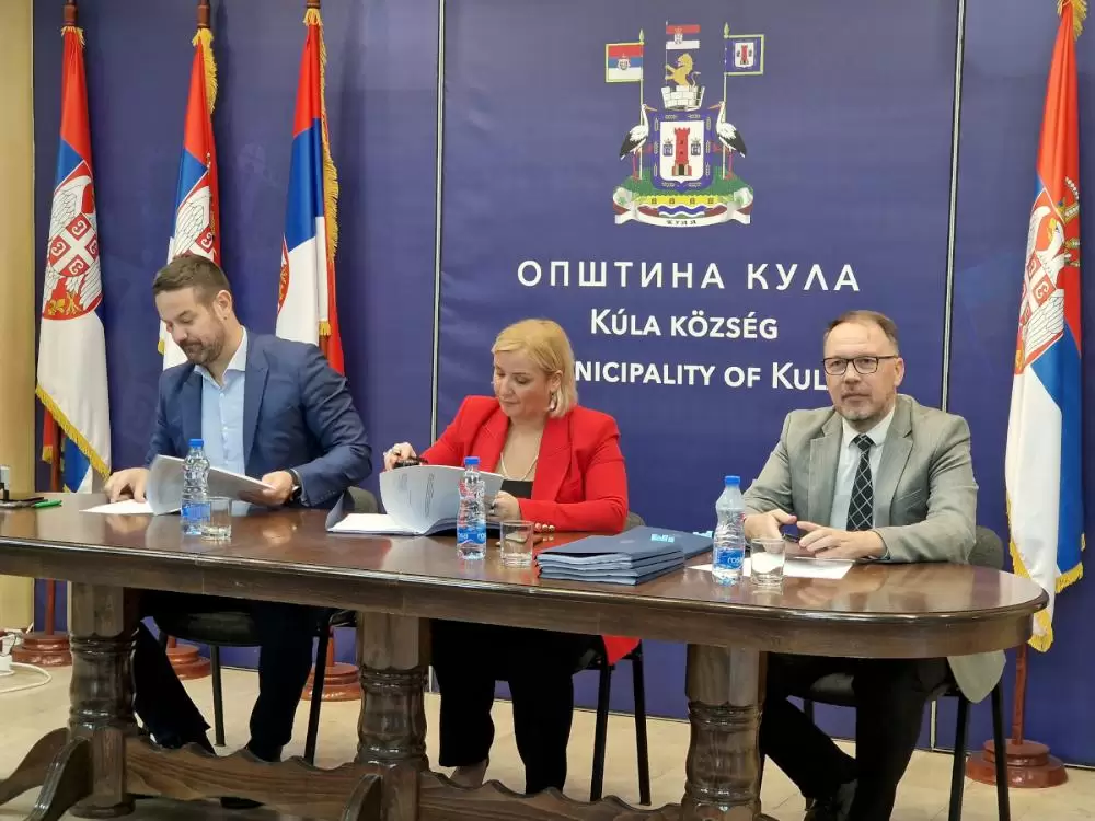 (FOTO) Potpisan Ugovor o zameni javne rasvete na teritoriji opštine Kula 5