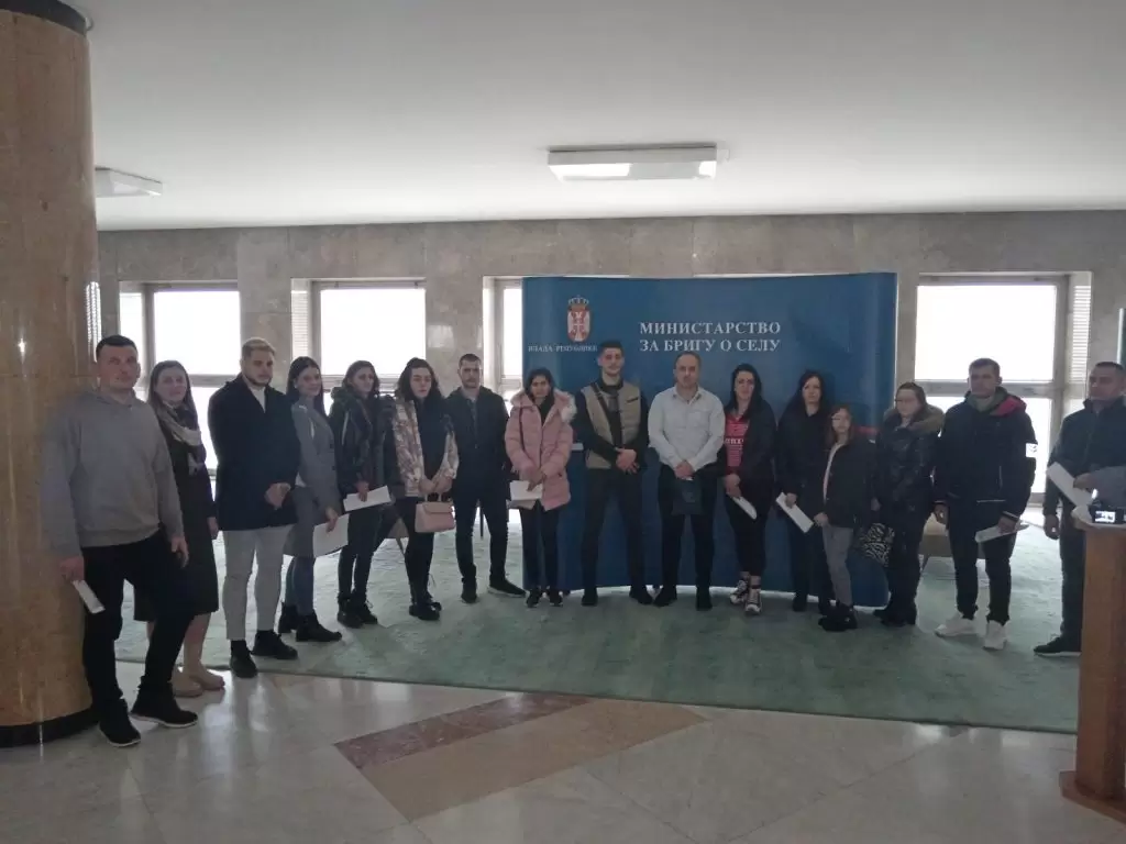 Dobitnici kuća na selu