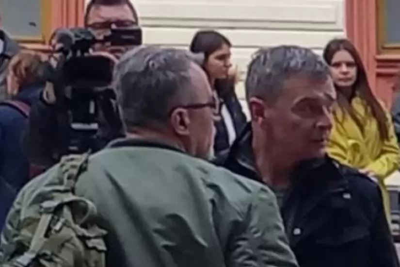 NATO opozicija