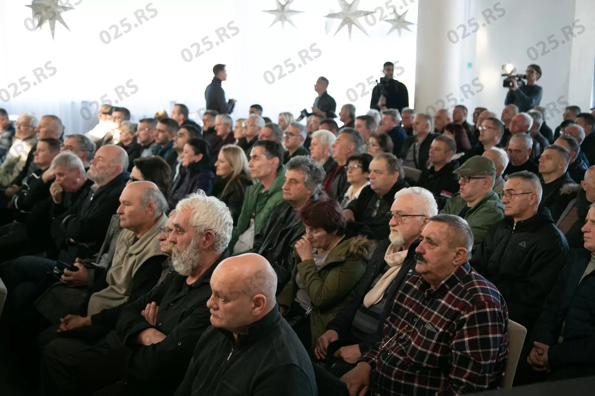 Selaković i Vučević u Apatinu uručili Boračke spomenice 9