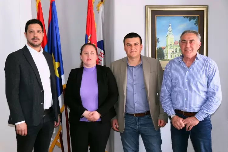 Počinje realizacija projekta grejanja u apatinskim ustanovama, prioritet školaPočinje realizacija projekta grejanja u apatinskim ustanovama, prioritet škola