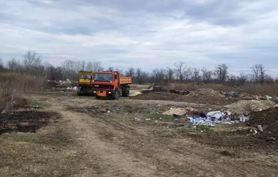 Čišćenje divlje deponije u Bačkom Gračacu