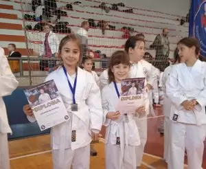 Apatin: Ines Purić osvajačica dve medalje na Svetskom kupu u karateu