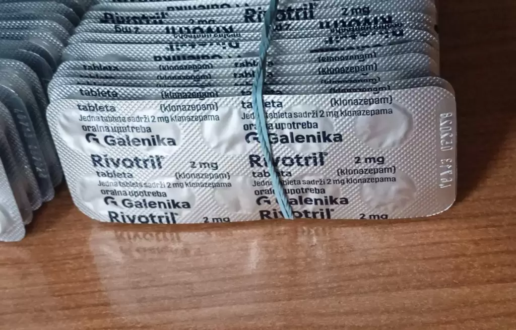 Uhapšen tridesetogodišnjak zbog proizvodnje i prodaje opojnih droga 4