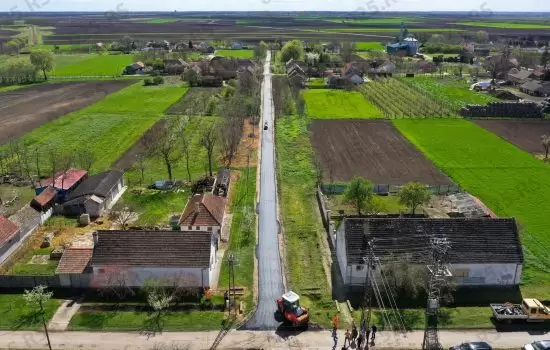 Nastavljeno asfaltiranje na više lokacija na teritoriji Grada