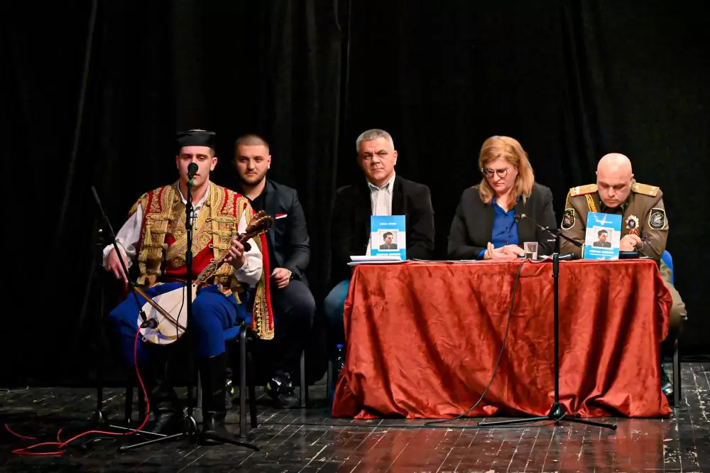 Kula: Održana promocija knjige „Blagoje Jovović- srpski heroj u vučjoj jazbini“