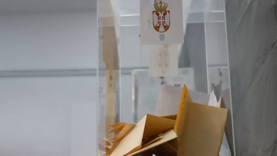 Glasačka kutija