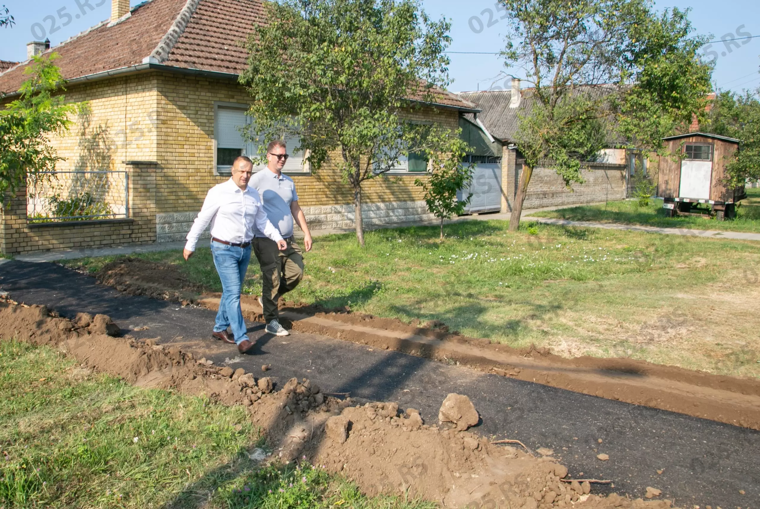 Stakić obišao radove u Bačkom Monoštoru 1