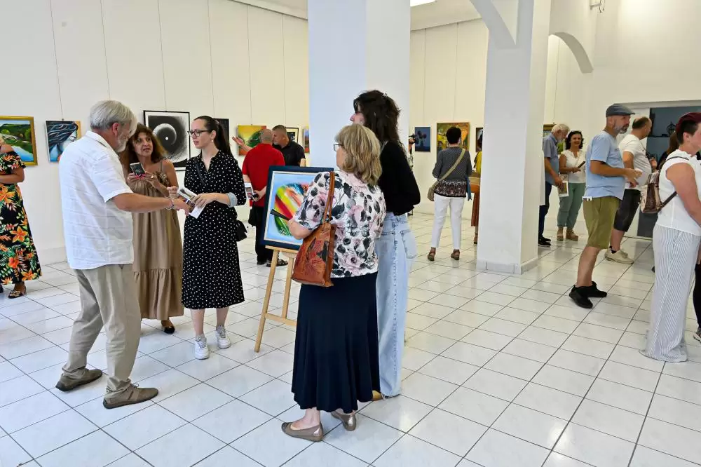 Otvorena tradicionalna izložba slika „Ateljea 05“ iz Vrbasa