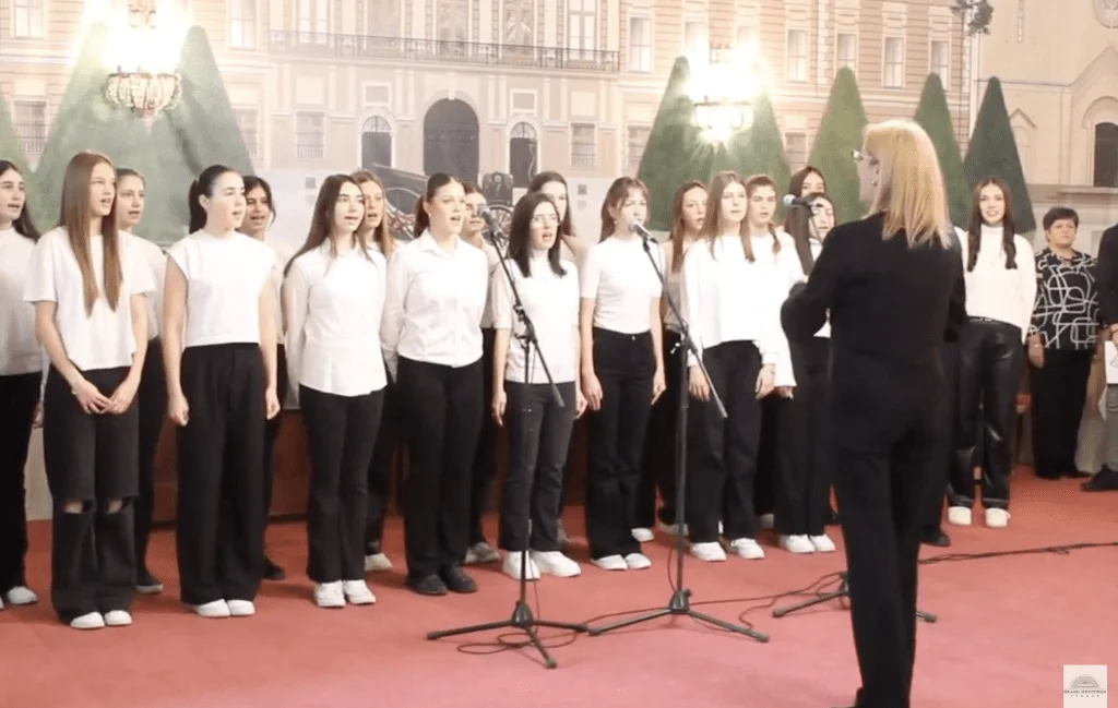 Gimnazijalci održali priredbu u Gradskoj kući