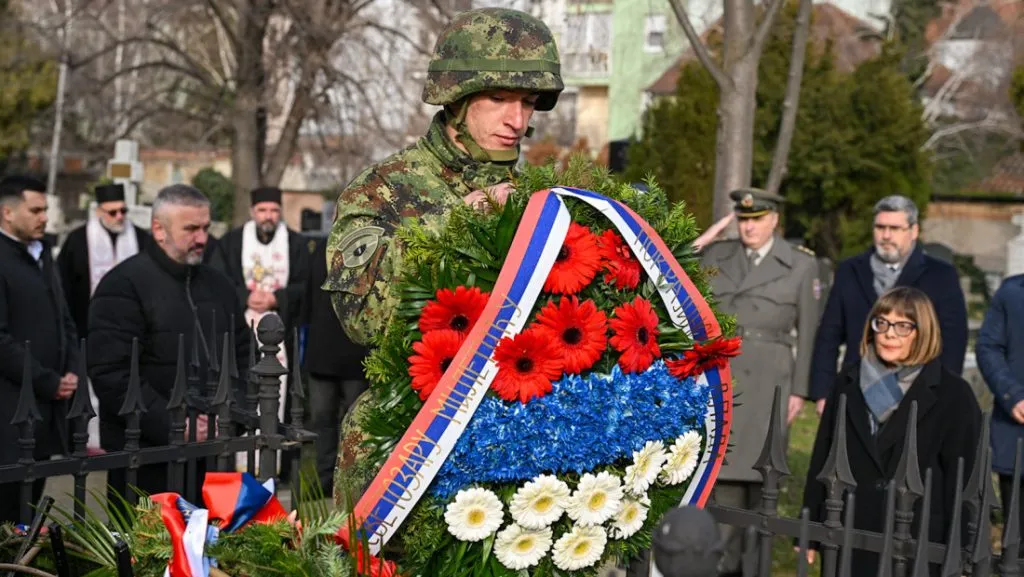Polaganje venaca