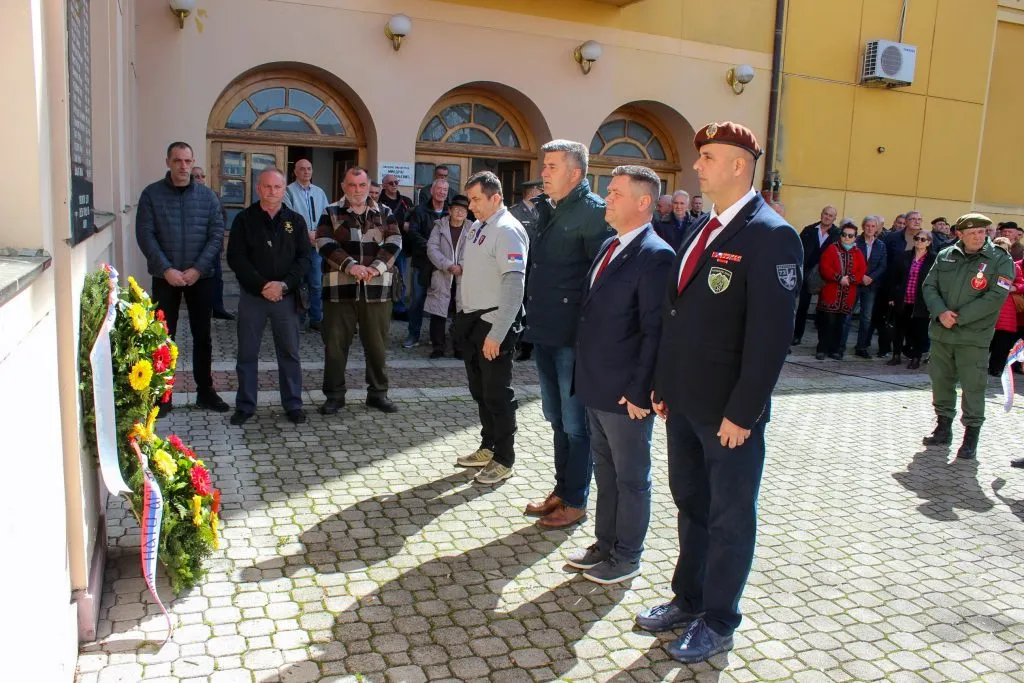 Apatin: Obeležena godišnjica NATO agresije