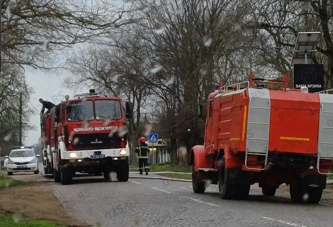 Gakovo: Izgorela Upravna zgrada firme “Graničar” 5