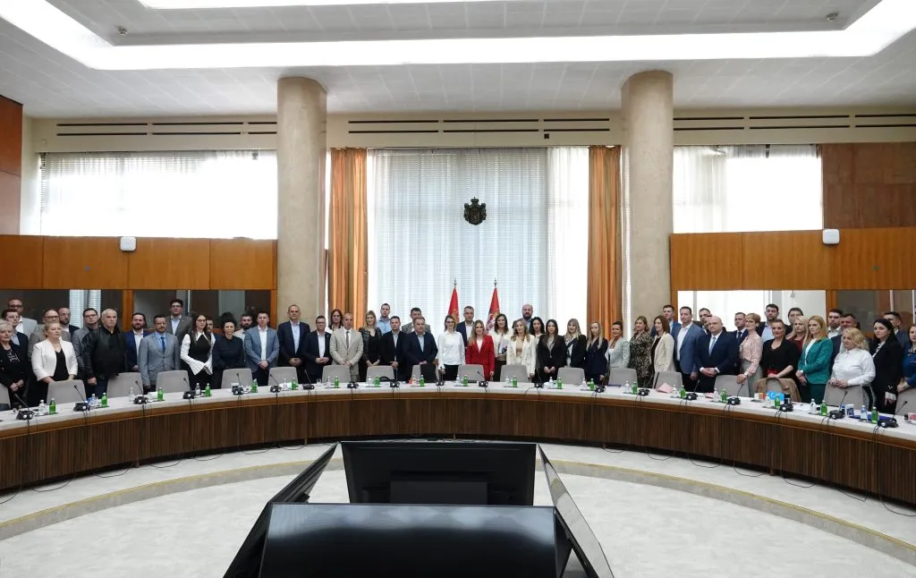 Potpisan Ugovor o unapređenju mera populacione politike i podrške porodicama