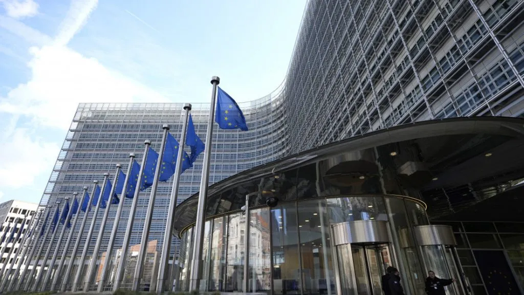 EU