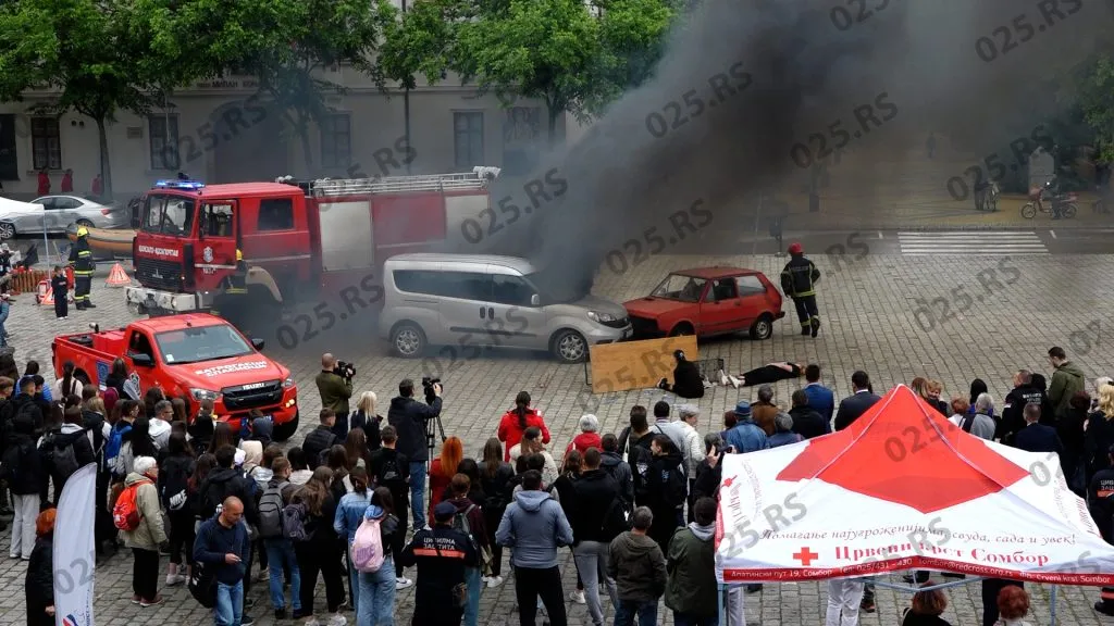 Manifestacija posvećena zdravlju i bezbednosti u vanrednim situacijama održana u Somboru