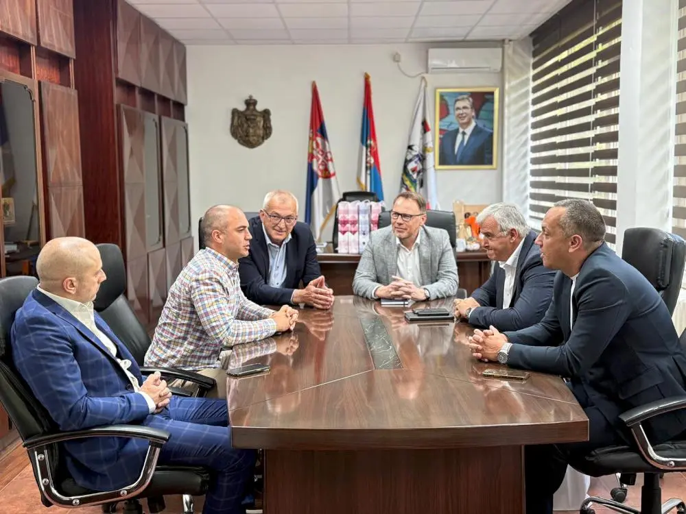 Predstavnici Rukometnog saveza posetili opštinu Kula
