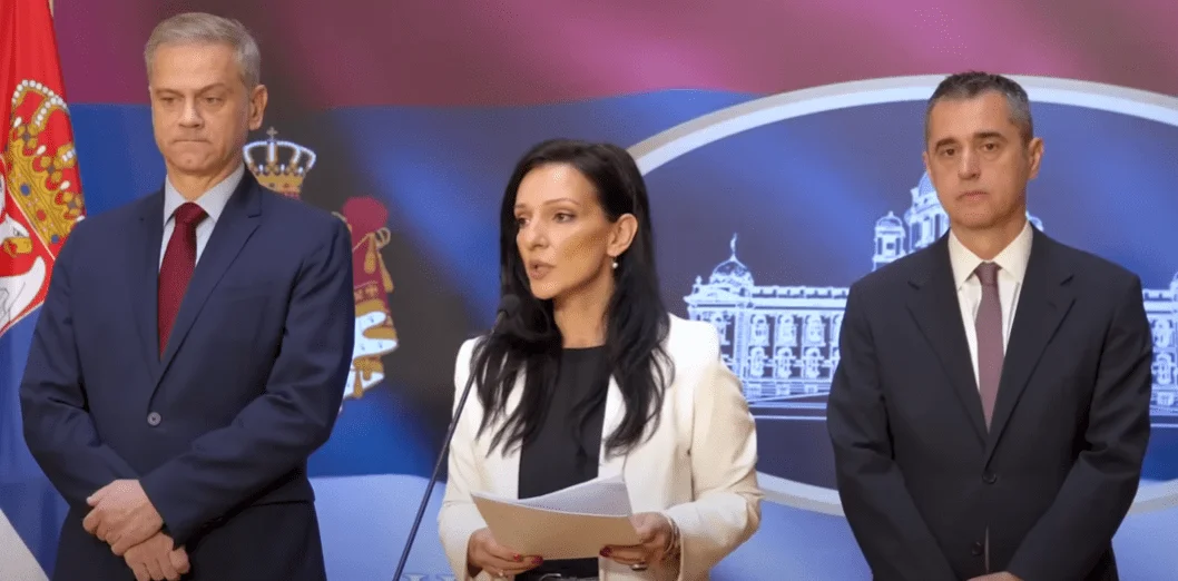 Vremenska mašina ili samo još jedna u nizu laži Marinike Tepić?