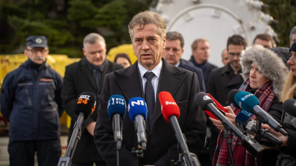 Referendum o vojnom budžetu pod znakom pitanja: Slovenački premijer najavio glasanje o ukidanju odluke