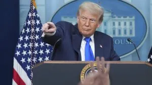 DONALD TRAMP