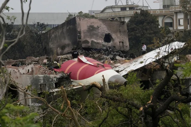 Ovo je uzrok pada aviona u Indiji: Otkriveno šta je pošlo po zlu