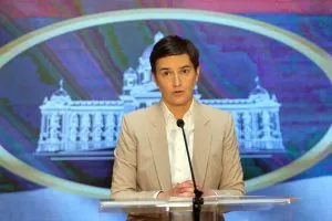 Brnabić brutalno odgovorila Tadiću: Izlapeo ili stend-ap komičar - koji si ti to put otvorio?